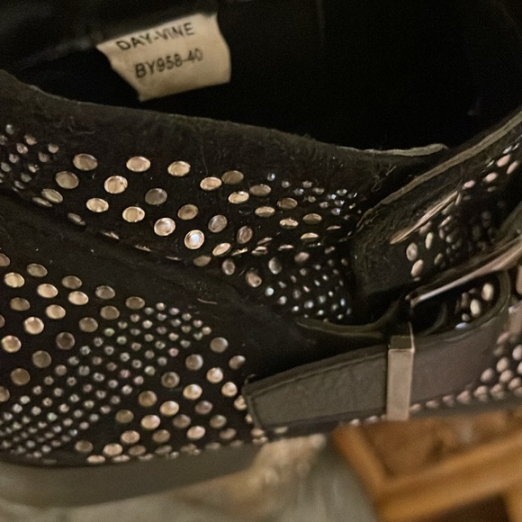 Ankle Bootie - Picture 4 of 6